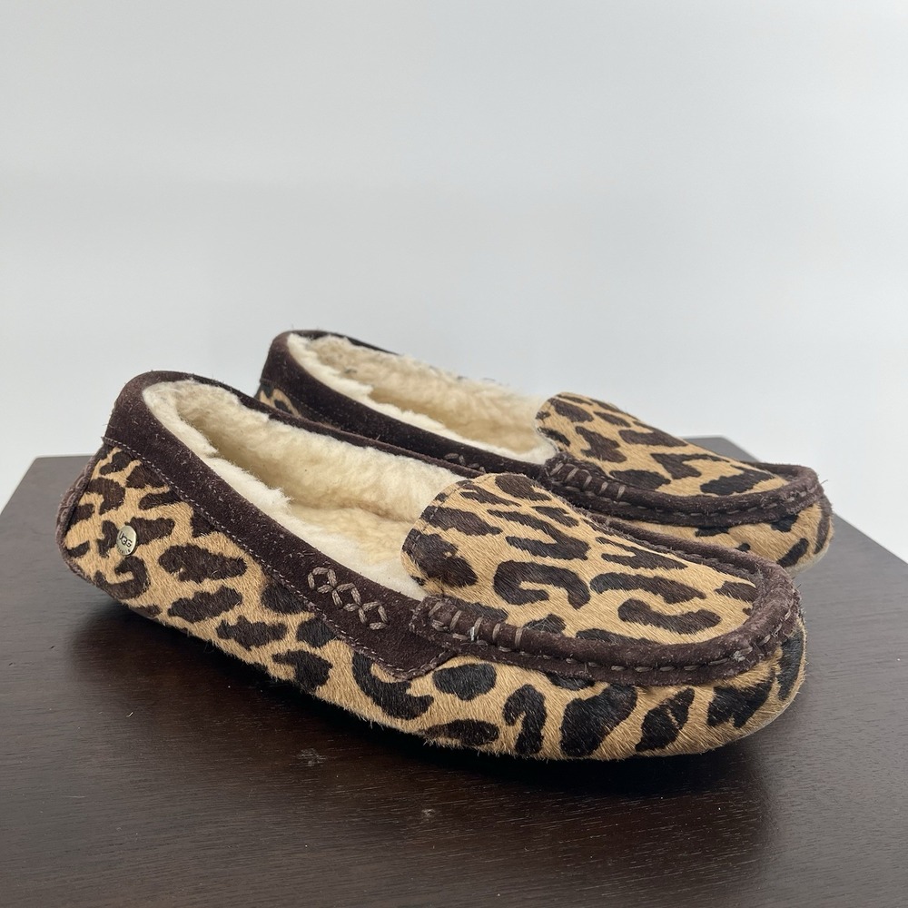 UGG Ansley Exotic Leopard Print Calf Hair Moccasin Slippers Size 7 Cheetah Wool